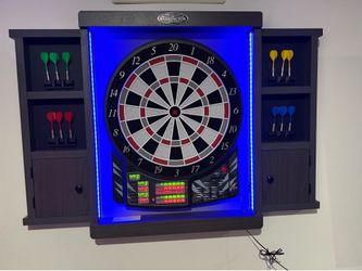Barrington Billards Company Dart board