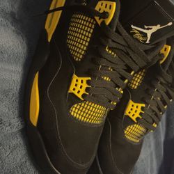 Jordan 4