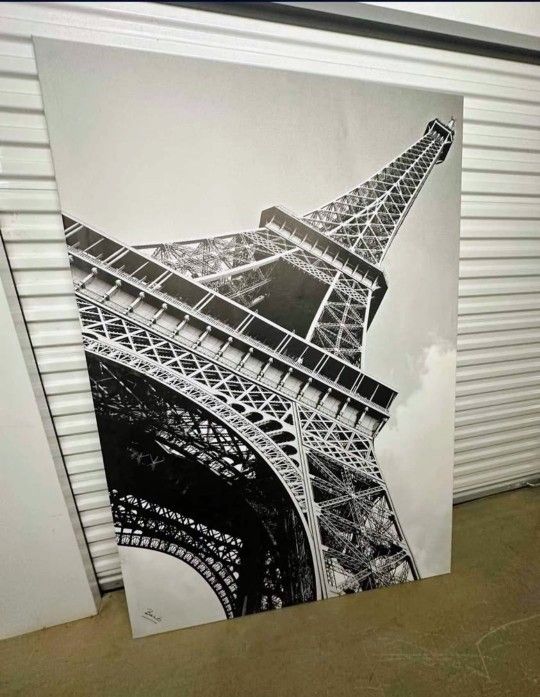 IKEA Eiffel Tower Print 84x61 Large Wall Art
