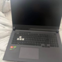 Gaming Laptop G 17 Asus 