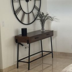 Brown console/sofa Table 