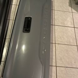 Toyota Tacoma Tail Gate 