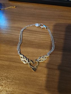 Heart necklace choker