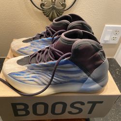 Adidas Yeezy QNTM Frozen Blue Men’s  Size 8.5