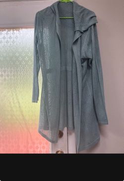 Women teal northstyle sweater size L