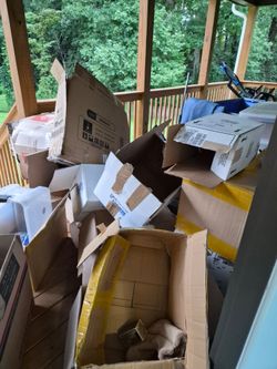 FREE MOVING BOXES