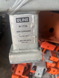 Collapsible bins on wheels