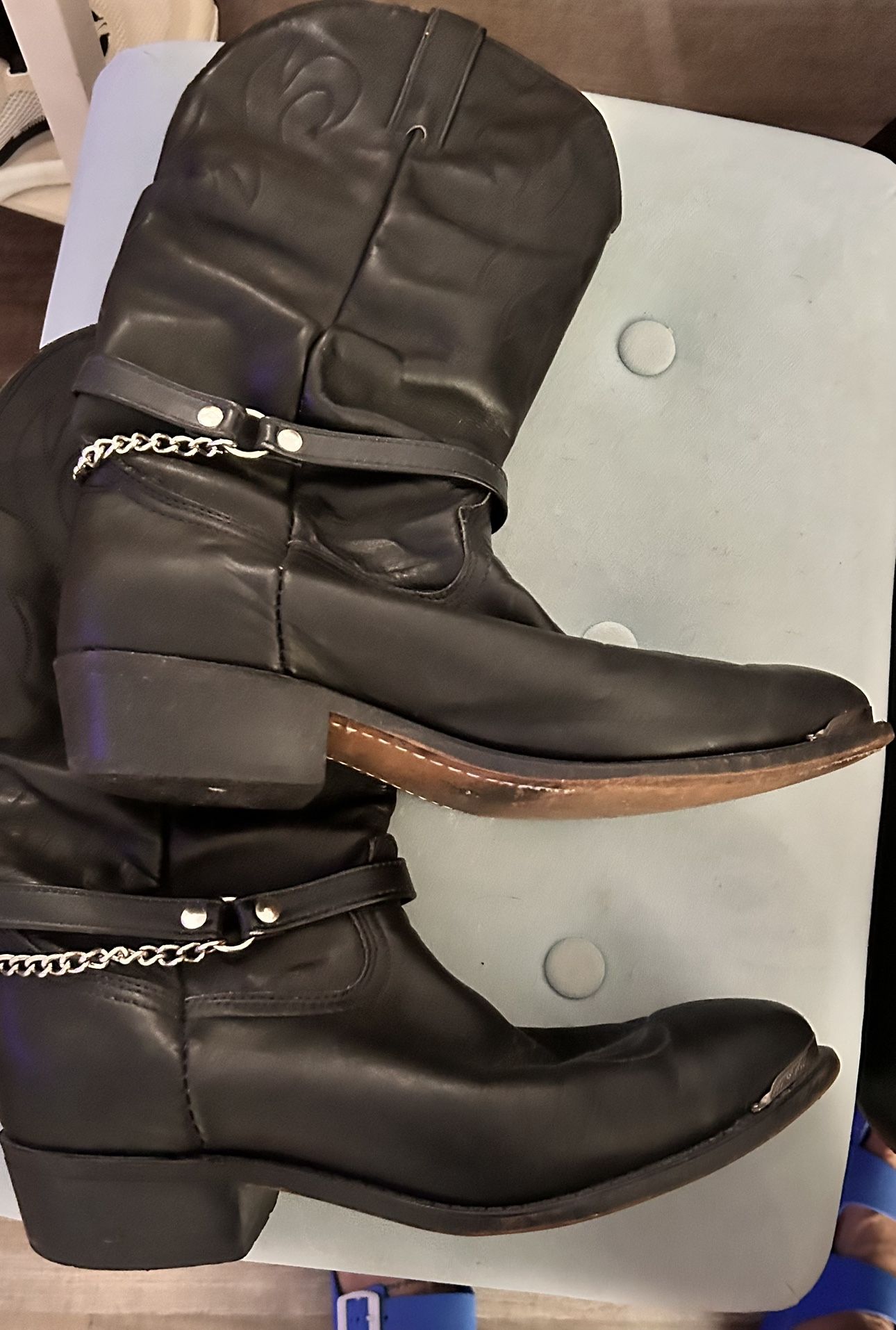 DURANGO MENS 10.5 COWBOY BOOTS ðŸ¤