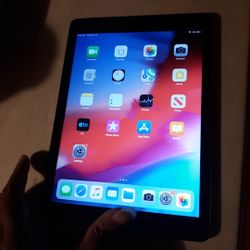 $50 Today.  iPad Air, 16GB, Very Clean.  Must Sell Today 