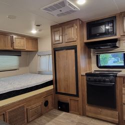 2018 Rockwood Mini Lite Travel Trailer