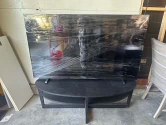 Philips 65 inch + Tv Tsand