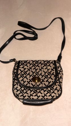 Tommy Hilfiger crossbody