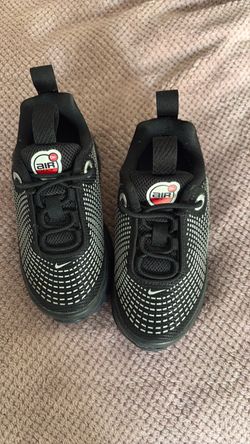 Toddler Nike shoes 8c