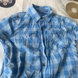Size 8 Short Sleeve Button Up