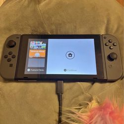 Nintendo Switch 