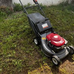 Honda Lawnmower Commercial 215