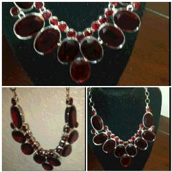 Garnet stones/silver Necklace