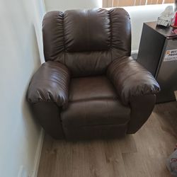 2 Brown Recliners 