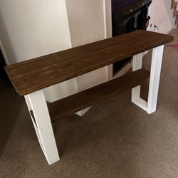 Farmhouse Entryway Table