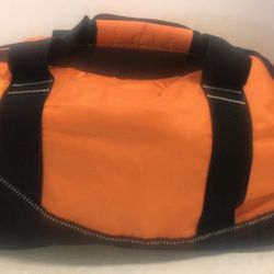 Medium OGIO “Crush” Orange Half Dome Gym/Travel Duffle bag zipper opening, 18”x 13”x 8”, like new. Shoulder and hand straps, has audio poker