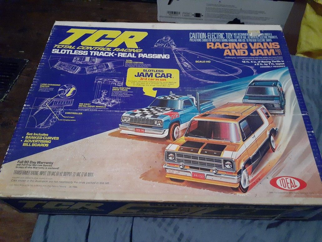 Vintage slot cars from 78