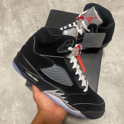 Jordan 5 Metallic 