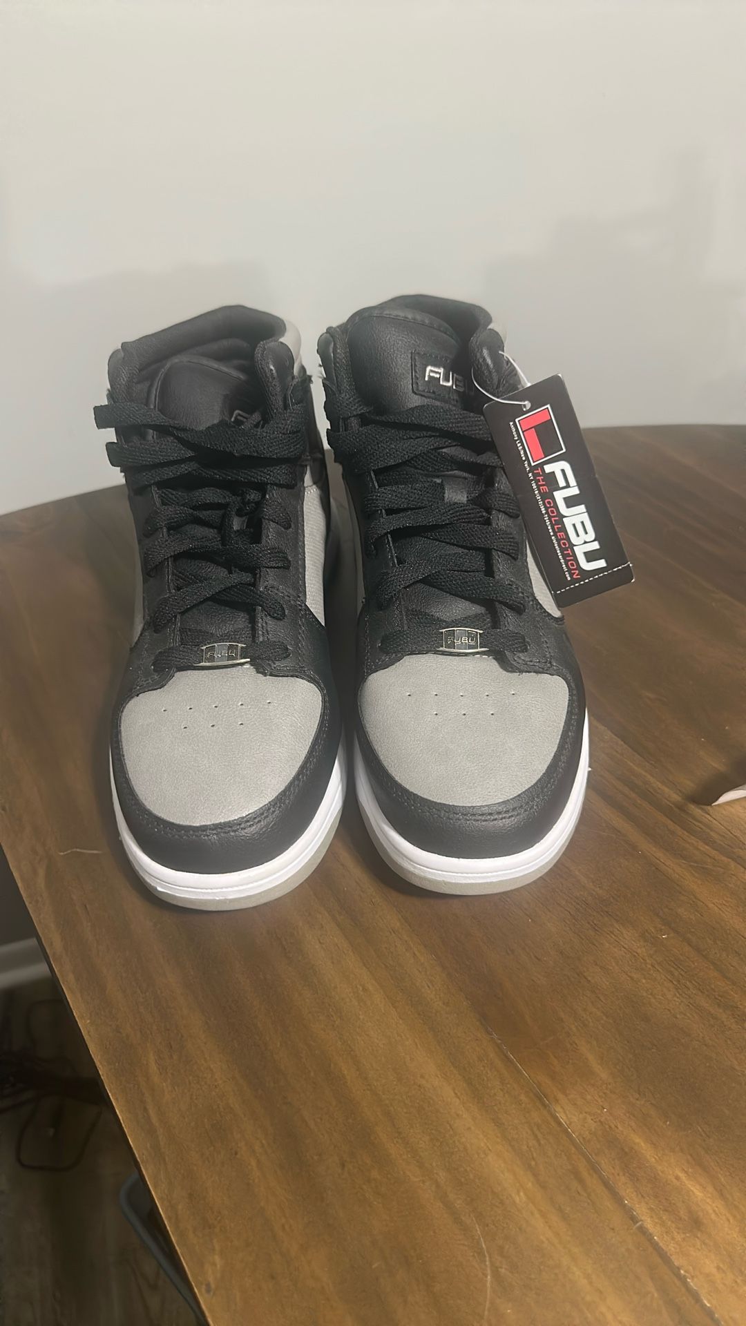 FUBU Men Sz 9 1/2
