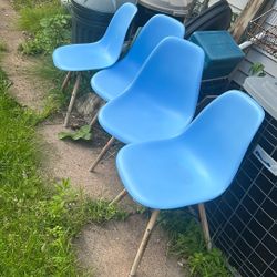 Set Of Plastic Chairs (4)