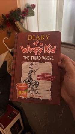Diary of a wimpy kid Third wheel book