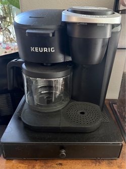 Keurig K-Duo Essentials Black Singlee Coffee Maker with Carafe