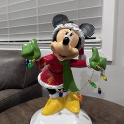 Disney Minnie Mouse With Christmas Lights Statue