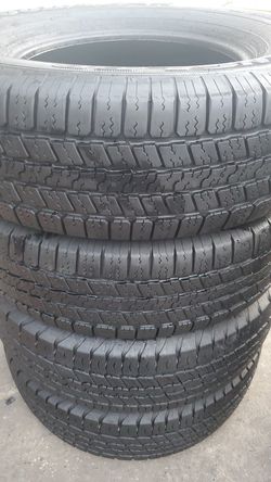 Four nice GOOD YEAR tires for sale. 265/70/17