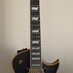 ESP LTD EC-1000 Deluxe (Seymour Duncan) – w/ Hard Case