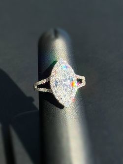 18k solid white gold 2CT Marquise CZ stone 0.84CTW Diamond ring size 6