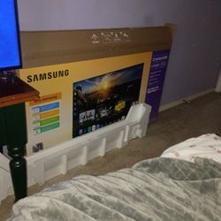 Selling My Samsung For 350 Bran New