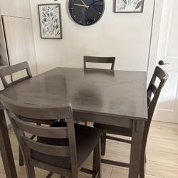 Dining room table