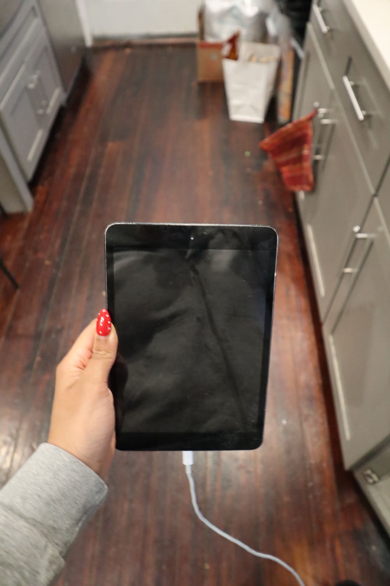 Apple iPad (1st Generation) β 64GB β Wi-Fi + Cellular β Works