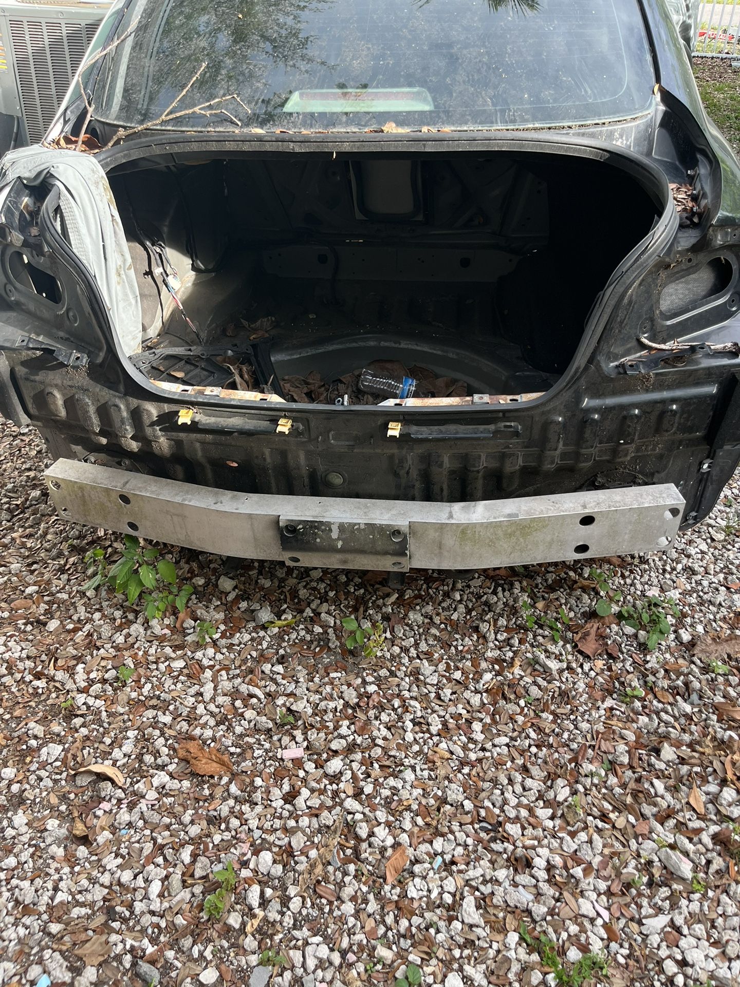 2008 Infiniti G35 Rear Bumper Support