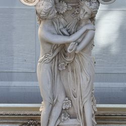 3 Graces Pillar For Statues/Plant/Lamp