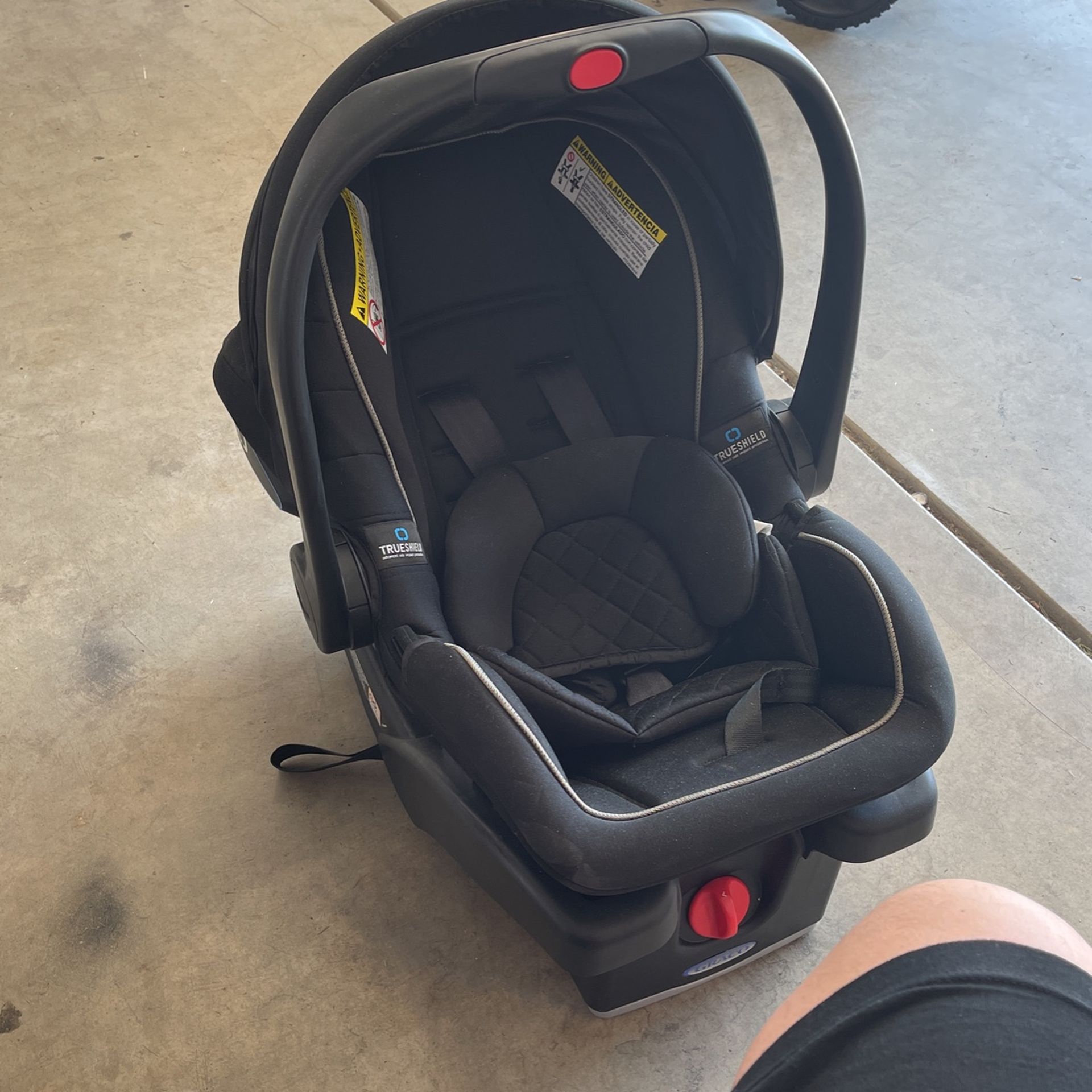 Graco TrueShield Infant Car Seat. 