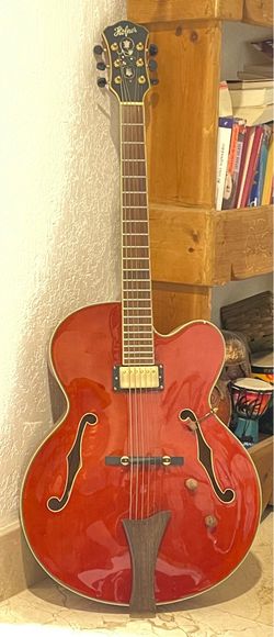 Höfner Korea Semi-Hollow Electric Guitar