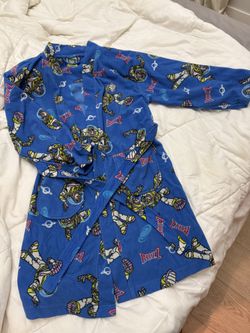 Kids size 8/10 Toy Story buzz robe 
