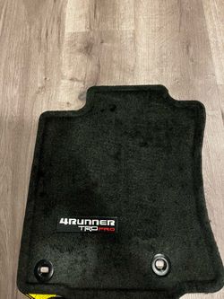 Oem Toyota 4-Runner TRD Pro carpeted floor mats