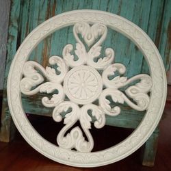 WOODEN CARVED HOBBY LOBBY DECO ART