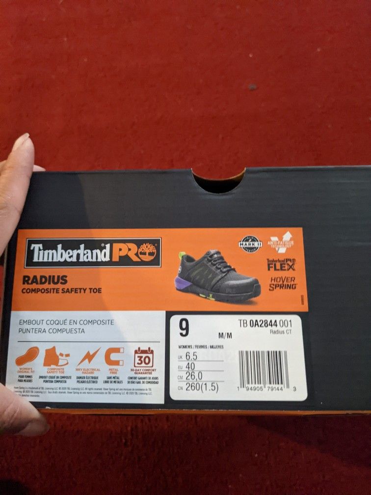 New Women's Composite Work Shoes