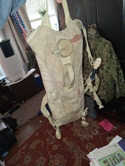 Camelbak Camo Hydration Backpack W/ Bladder 