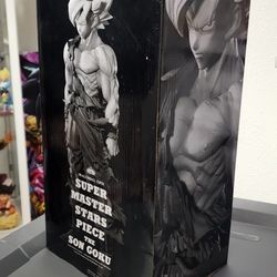 Super Master Stars Piece Goku Xenoverse 2 Collectors Edition 