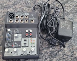 Mixer behringer