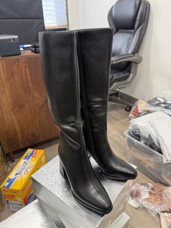 wetkiss PU Leather Knee High Almond Toe Black Boots with Zippers (US6)