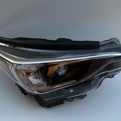 2024 2025 SUBARU CROSSTREK/IMPREZA HEADLIGHT PASSENGER RIGHT SIDE HALOGEN OEM 